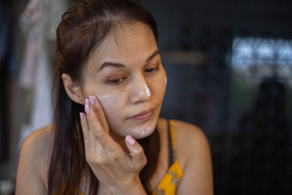 SKIN TREATMENT FOR DRY SKIN